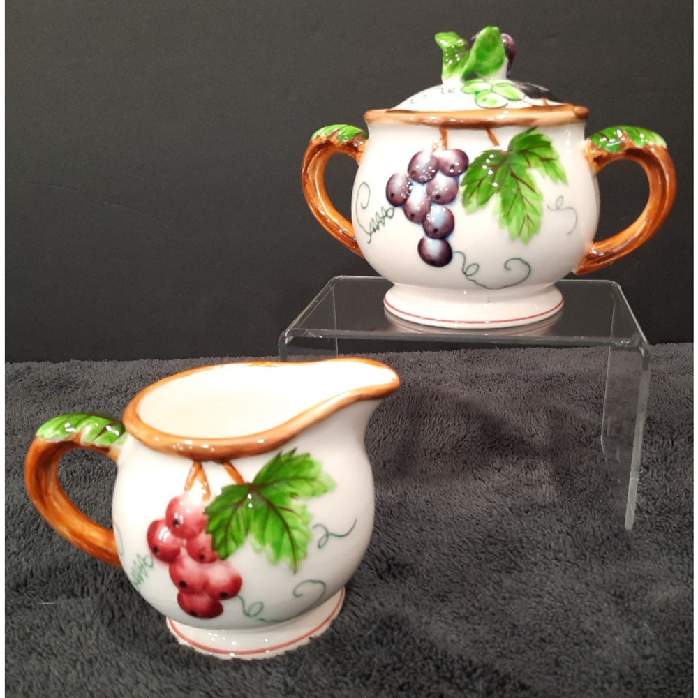 MCM LEFTON LEF17 3 pc. Sugar w/ Lid & Creamer Red Purple Green Grapes 3D Ceramic